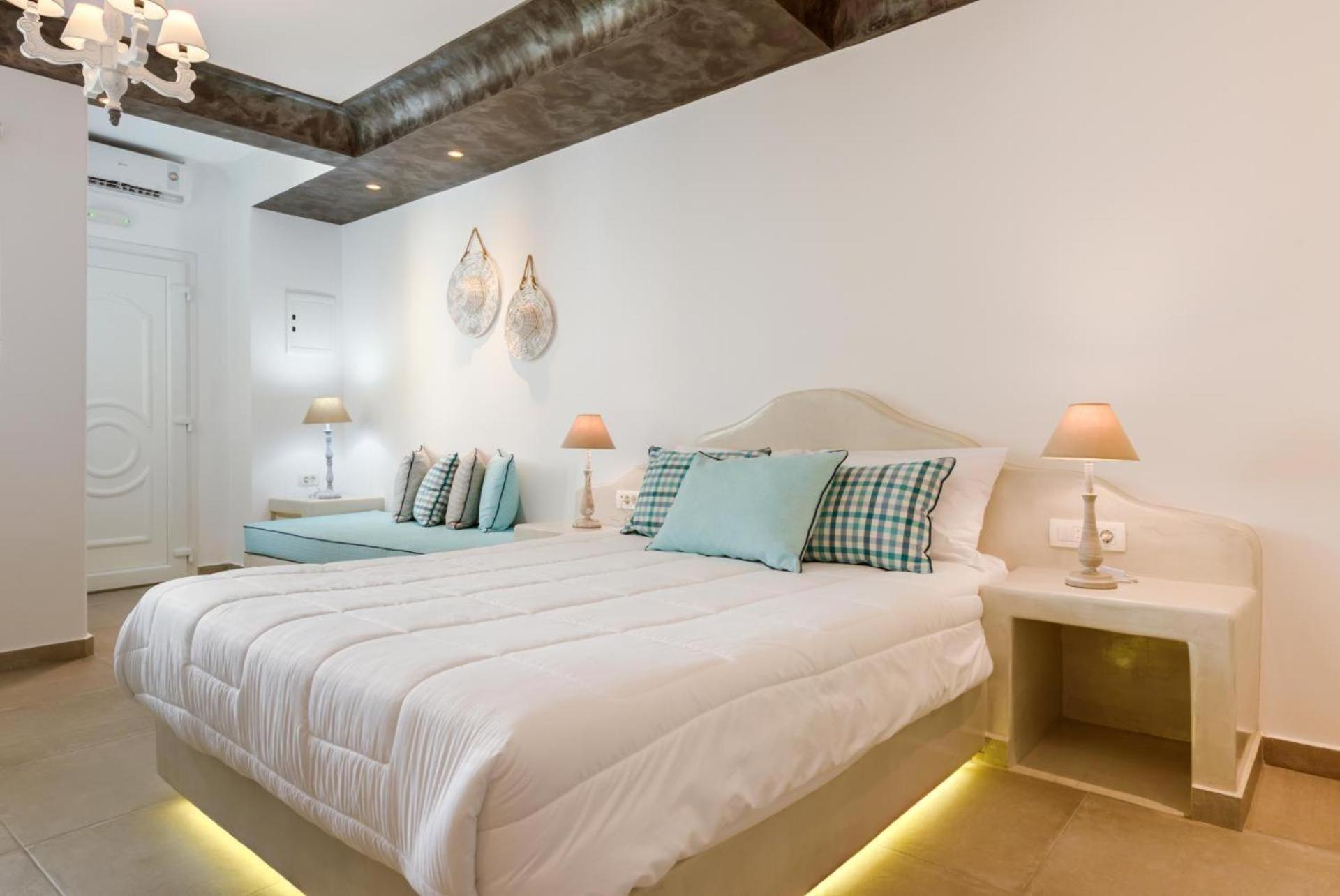 B Suites Fira  Bagian luar foto