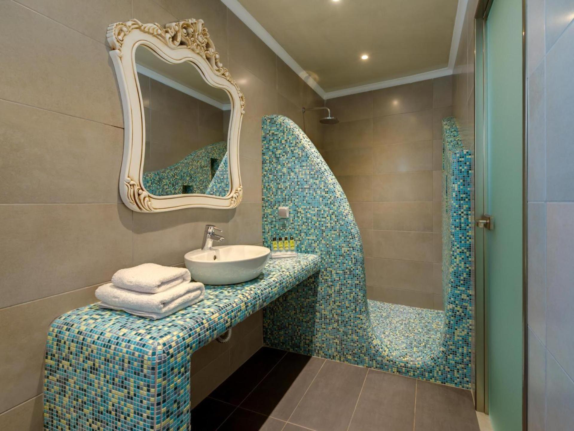 B Suites Fira  Bagian luar foto