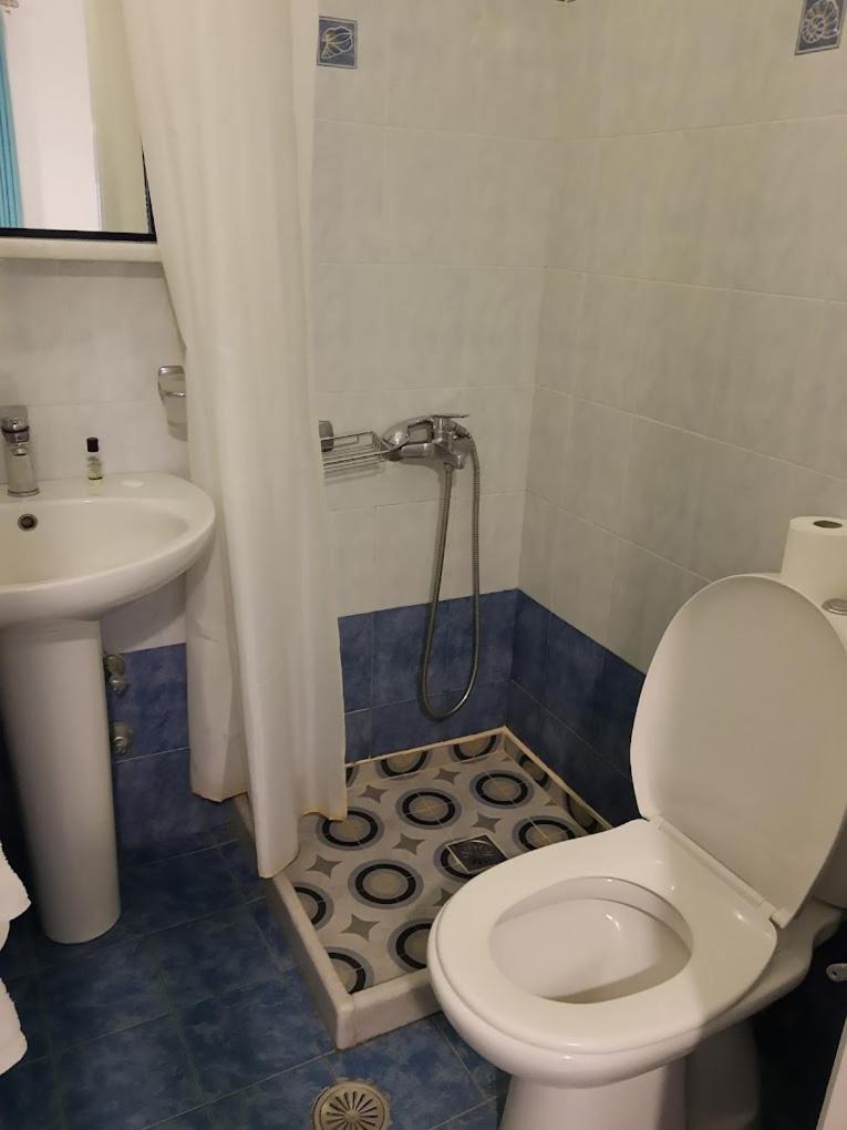 B Suites Fira  Ruang foto