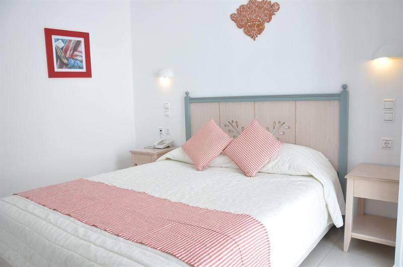 B Suites Fira  Bagian luar foto