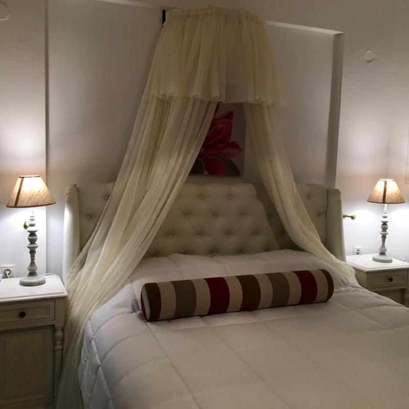 B Suites Fira  Bagian luar foto